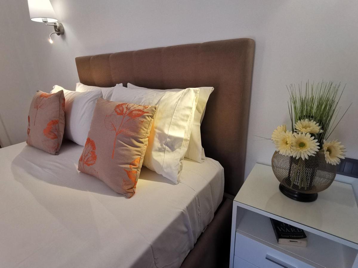 Charming Studios In Calheta Beach - Villa Esmeralda 외부 사진