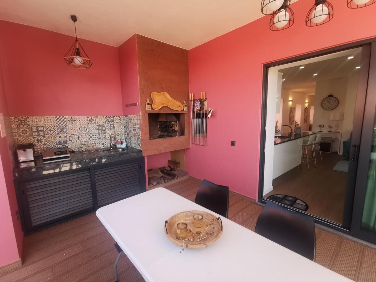 Charming Studios In Calheta Beach - Villa Esmeralda 외부 사진
